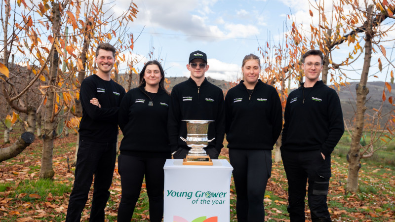 All2 251605 Young Growers.Credit Clare Toia Bailey.image central.Group 135 (1)